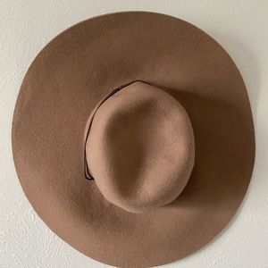 Brown floppy hat